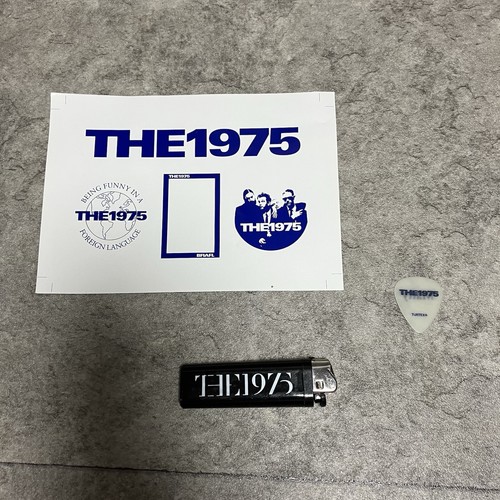 The 1975 band merch - merch, bundle